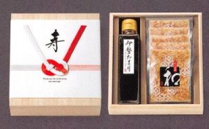特選伊勢たまり　(桐箱入)　[IS-10A]
