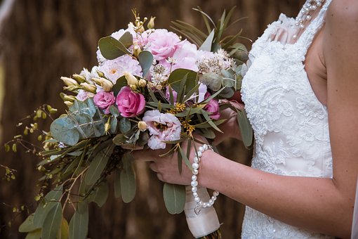 結婚式には銘品を！ゲストに喜ばれる引き出物を贈る