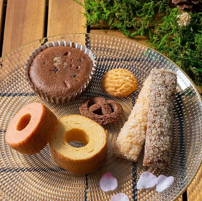 森の庭　森の焼き菓子　フラワーリース　１０個入［95046-02］-2