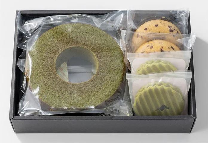 京都　京寿楽庵　宇治抹茶バウム　扇［95039-05］
